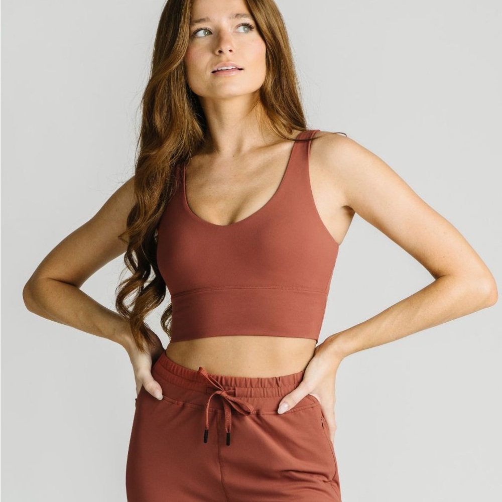 Scoop-Neck Seamless Sport Bralette in Terracotta